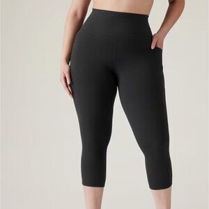 *New* w/ Tags - Athleta Leggings